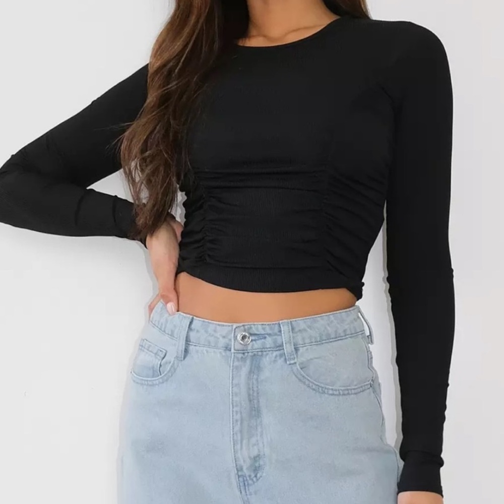 NWT Missguided Fine Rib Ruched Front Long Sleeve Crop Top